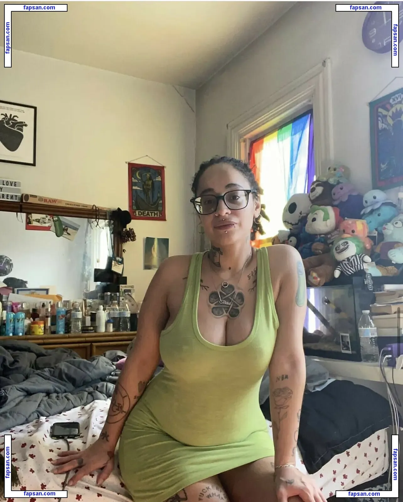 xxreesespiecesxx nude photo #0001 from OnlyFans