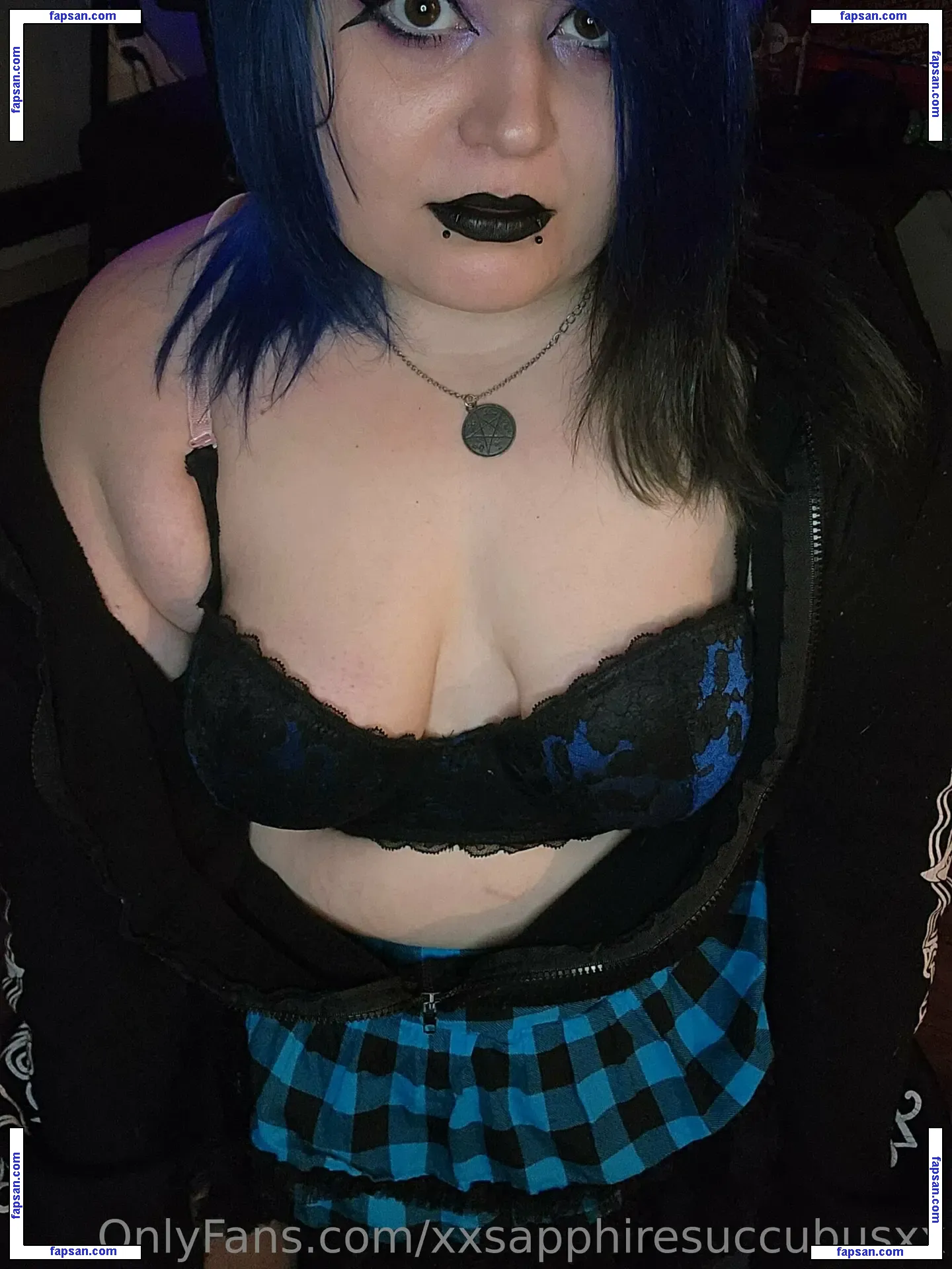 xxsapphiresuccubusxx nude photo #0022 from OnlyFans