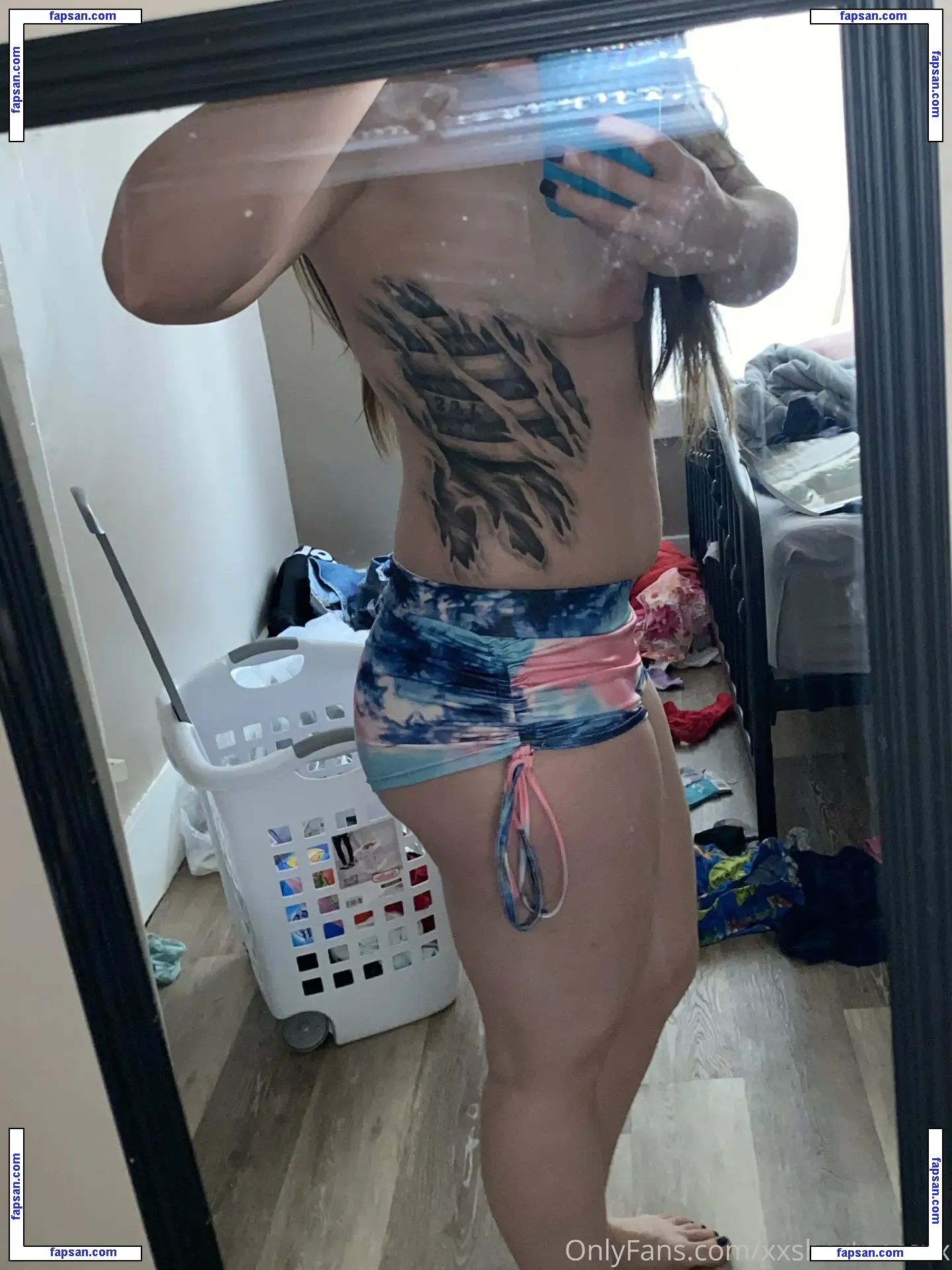 xxshortnessxx nude photo #0011 from OnlyFans