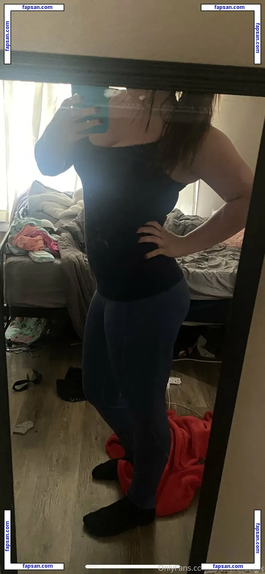 xxshortnessxx nude photo #0018 from OnlyFans