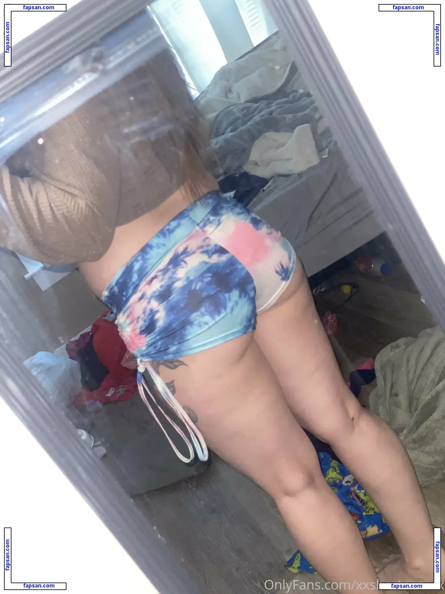 xxshortnessxx nude photo #0059 from OnlyFans