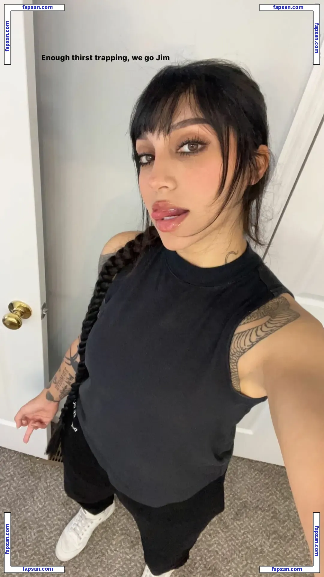 xxubell nude photo #0019 from OnlyFans