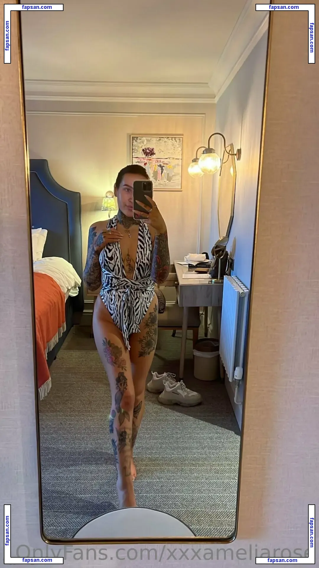 xxxameliarose nude photo #0006 from OnlyFans