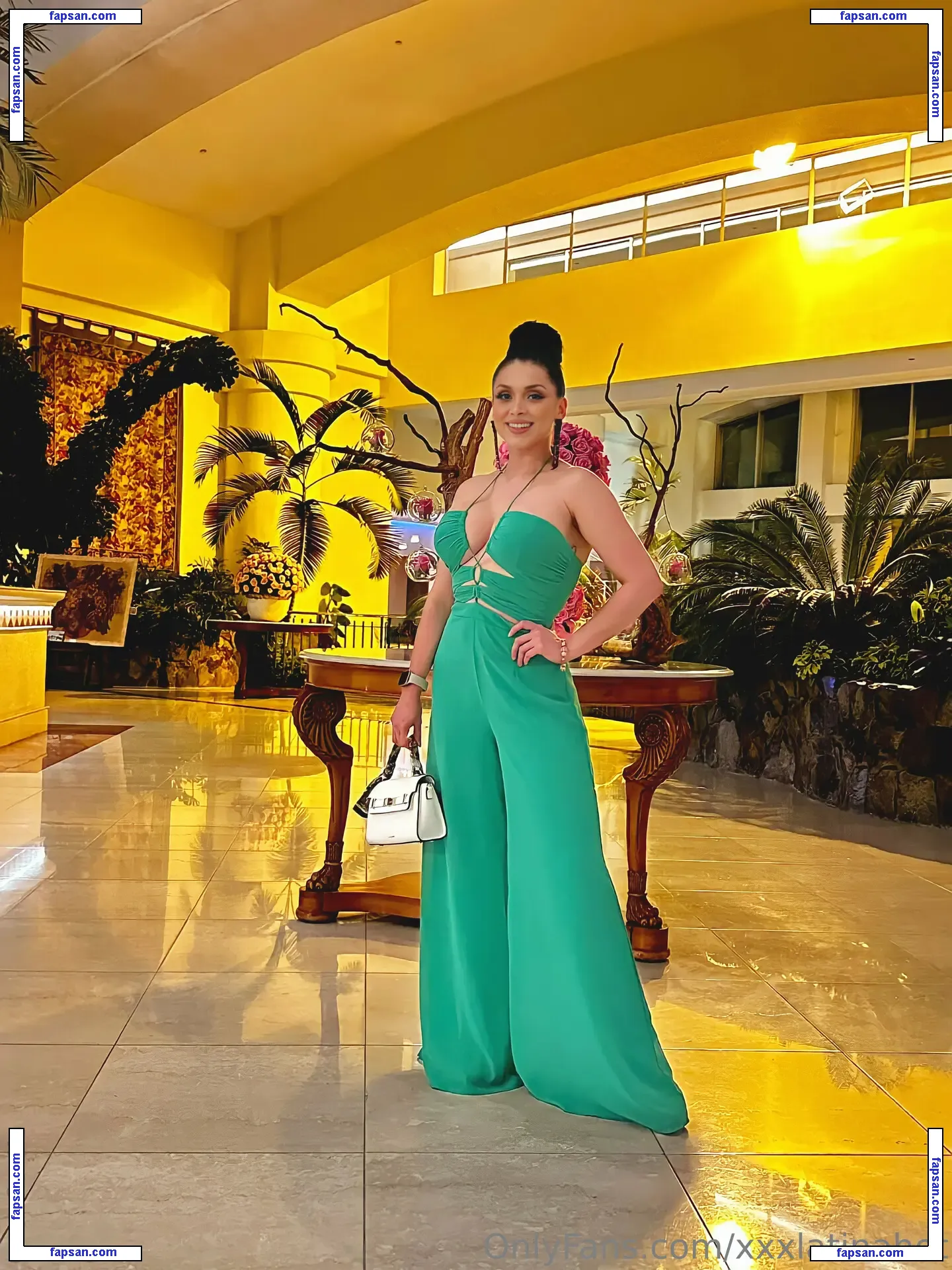 xxxlatinahot nude photo #0046 from OnlyFans