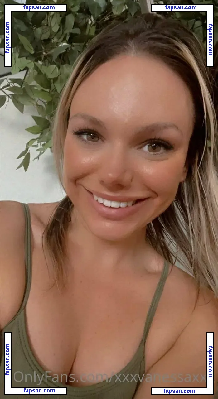 Xxxvanessaxxx nude photo #0179 from OnlyFans