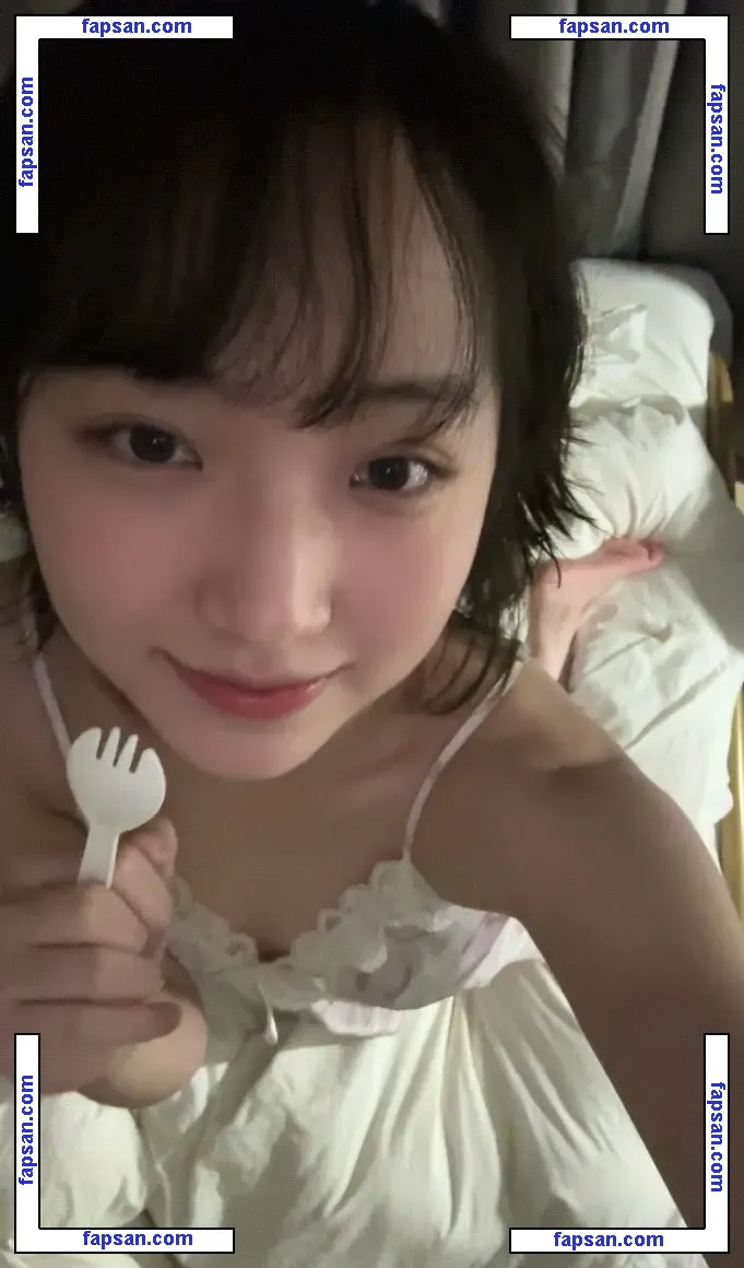 ya36088 nude photo #0002 from OnlyFans