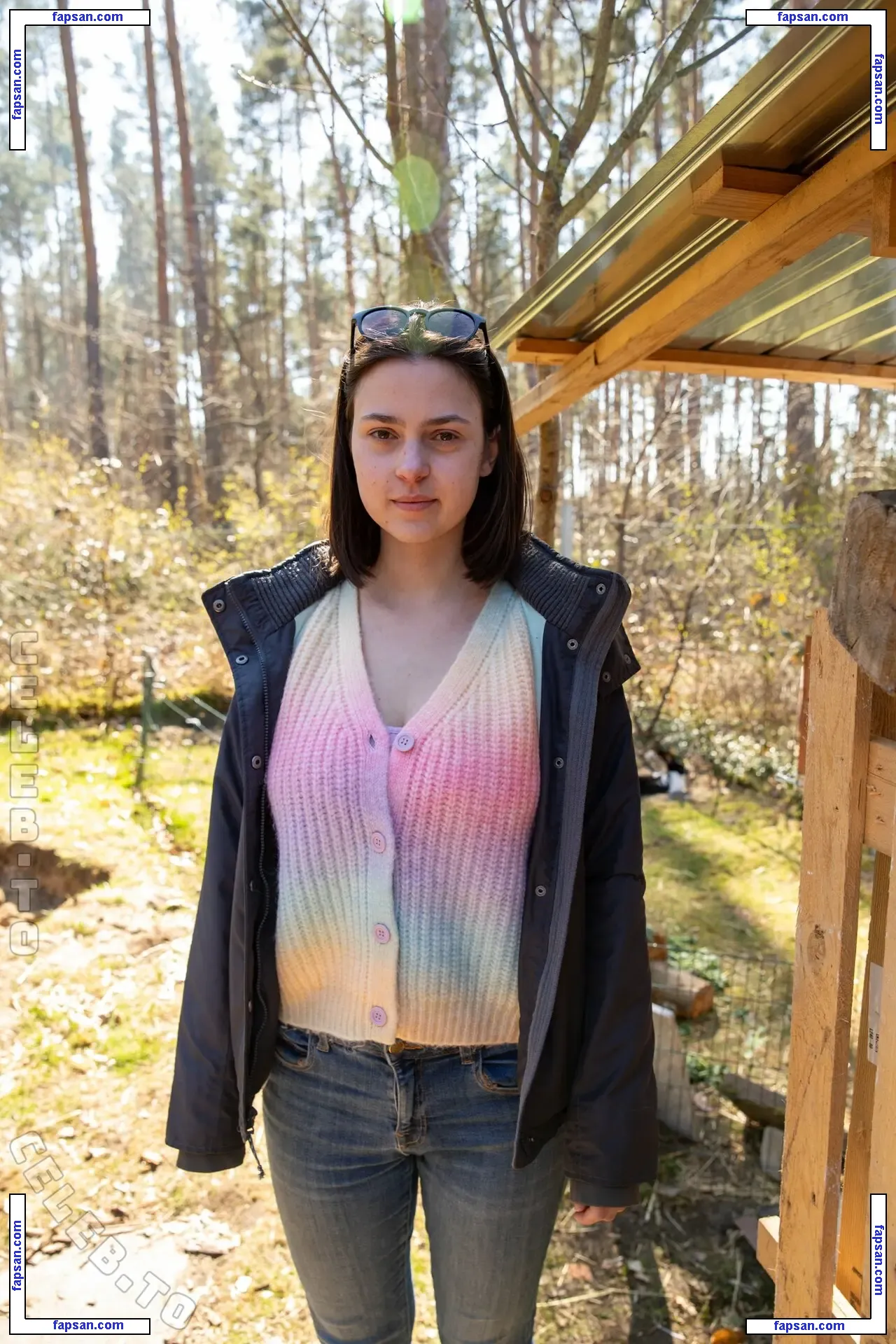 Yade Brown голая фото #0004 с Онлифанс