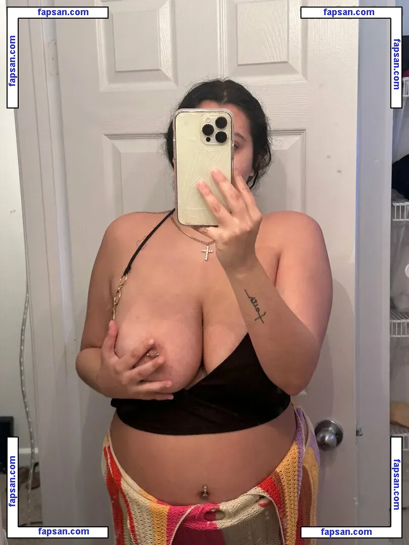 _yagirlmels голая фото #0009 с Онлифанс