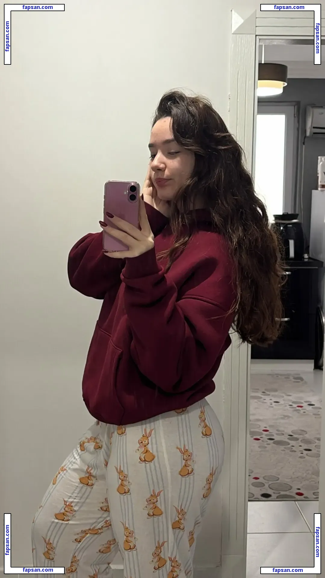 Yağmur Şimşek nude photo #0094 from OnlyFans