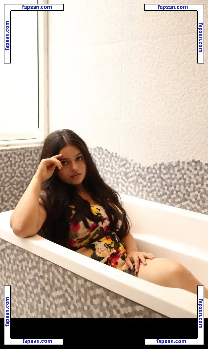 Yajna Seni nude photo #0112 from OnlyFans