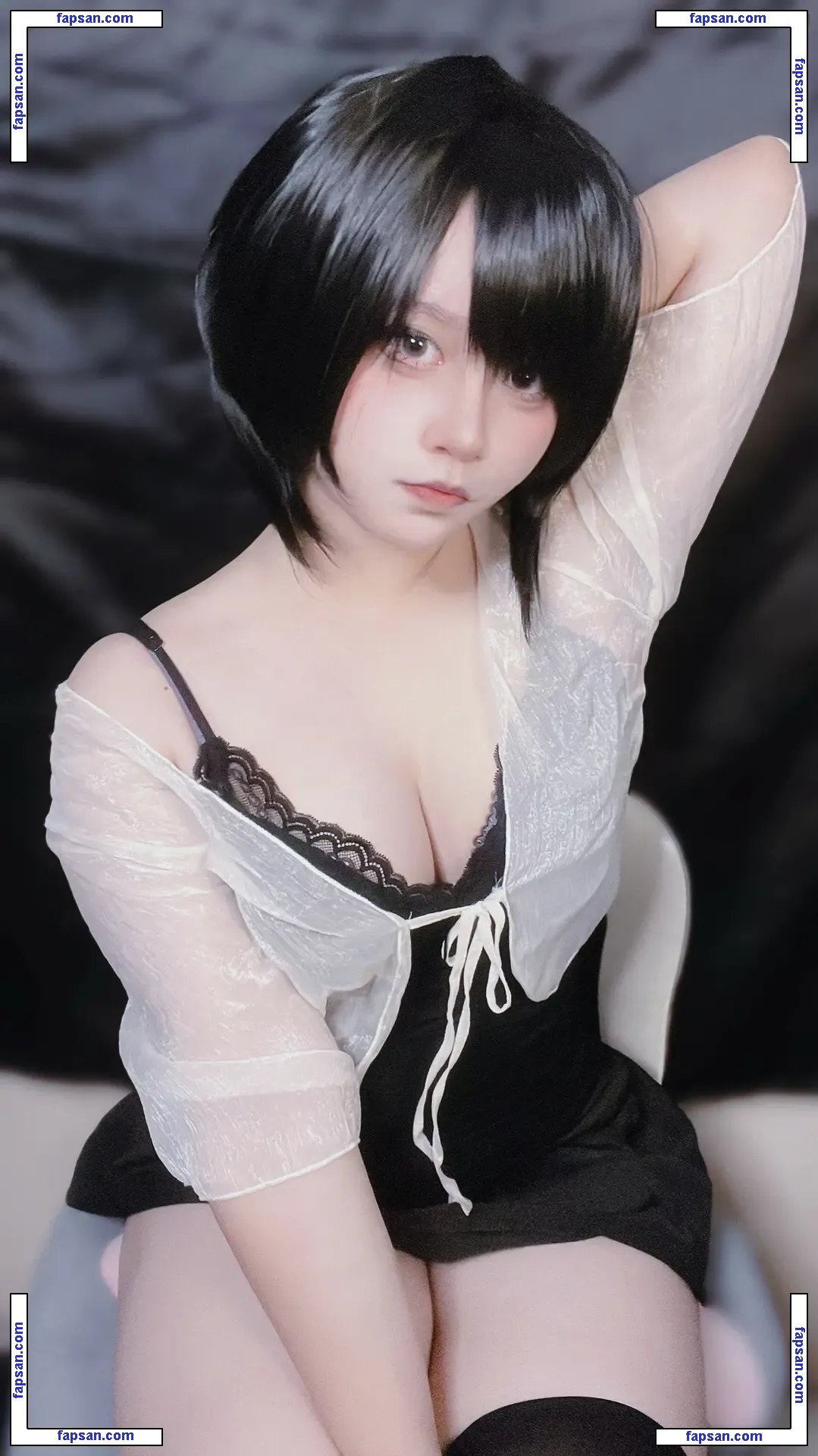 Yanazarashi nude photo #0018 from OnlyFans