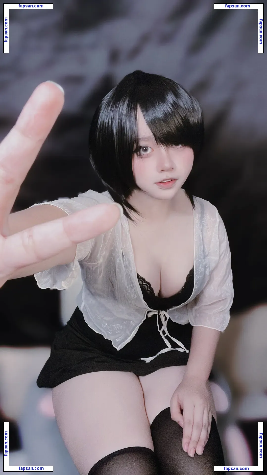 Yanazarashi nude photo #0030 from OnlyFans