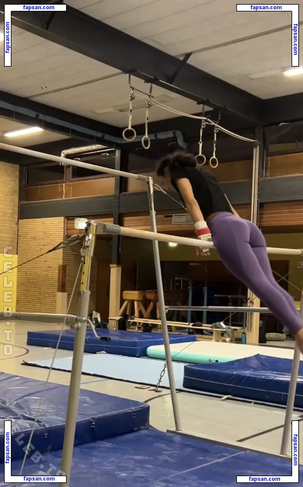 Yasemin Elda голая фото #0022 с Онлифанс