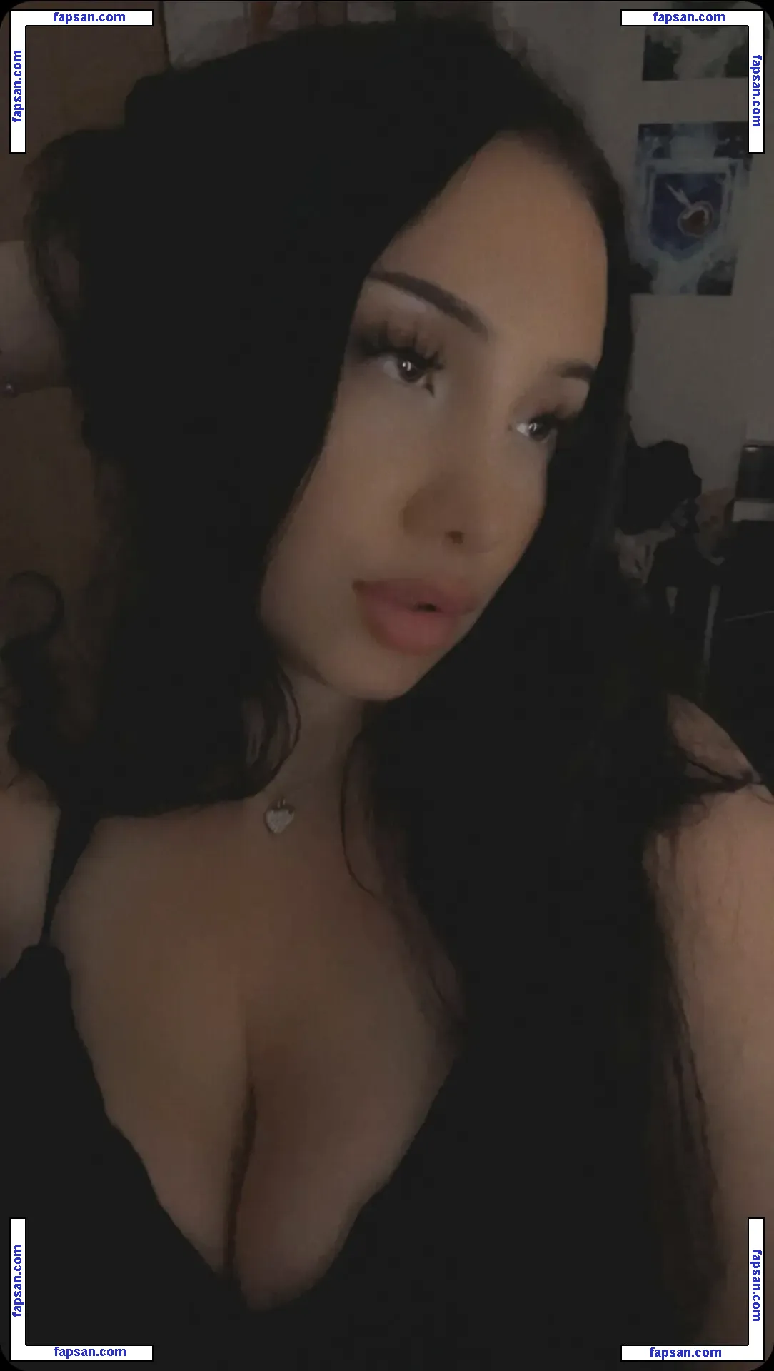 yasilisches nude photo #0033 from OnlyFans