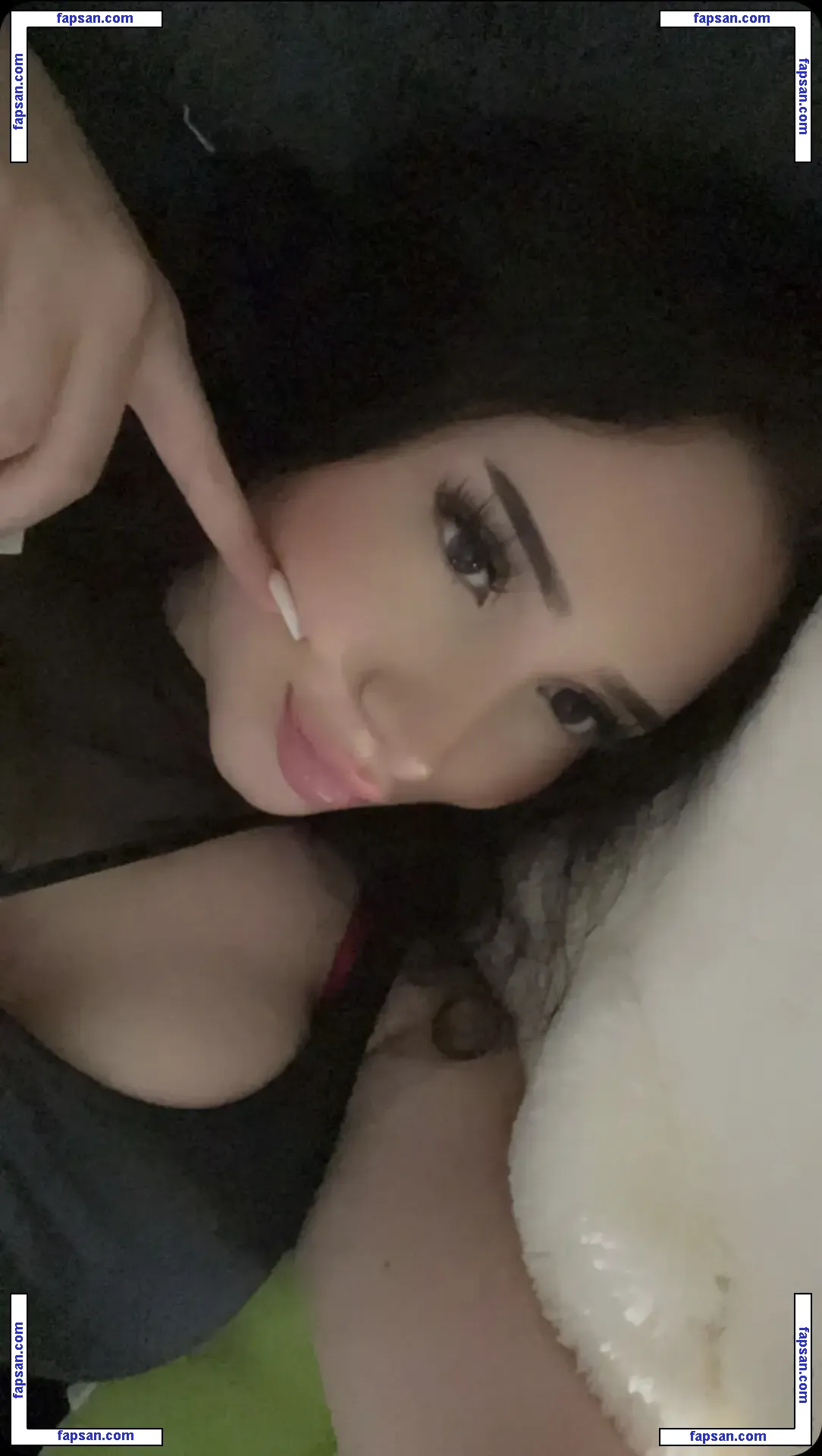 yasilisches nude photo #0036 from OnlyFans