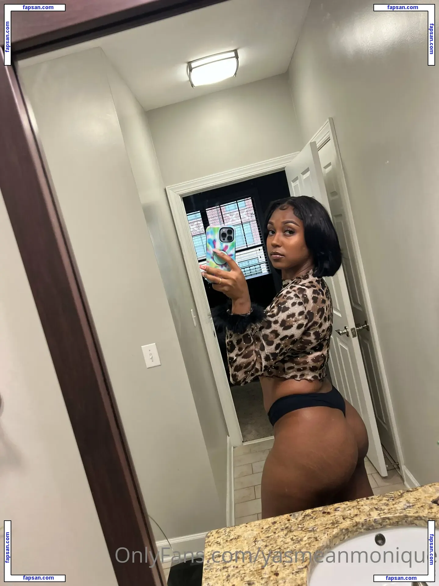 yasmeanmonique nude photo #0019 from OnlyFans