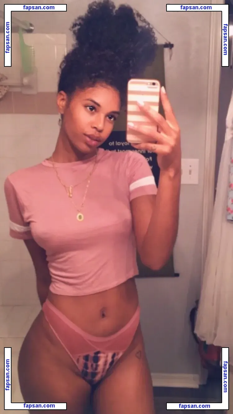 Yasmeen Kearra голая фото #0028 с Онлифанс