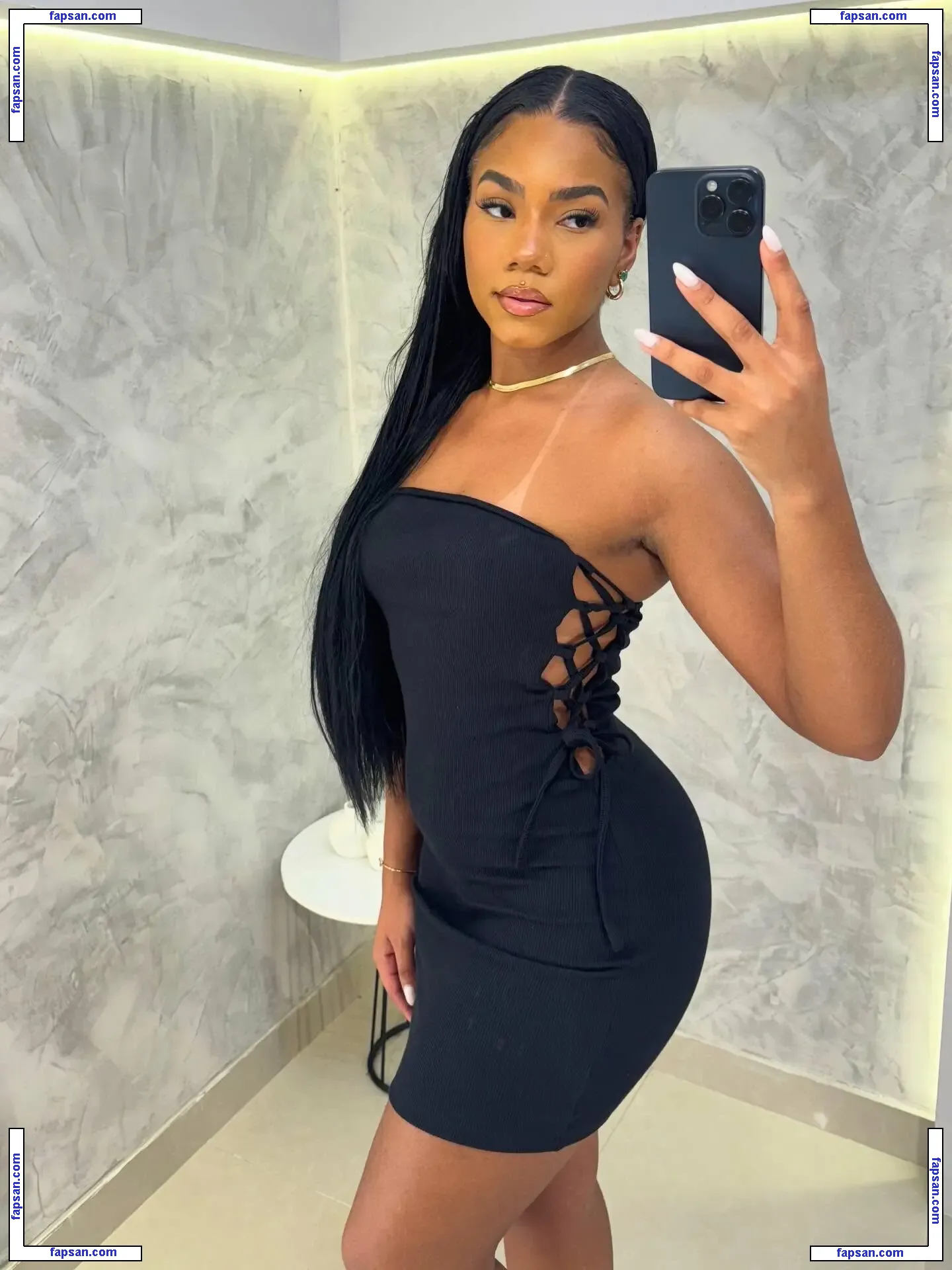 yasmimcaldeira__ голая фото #0001 с Онлифанс