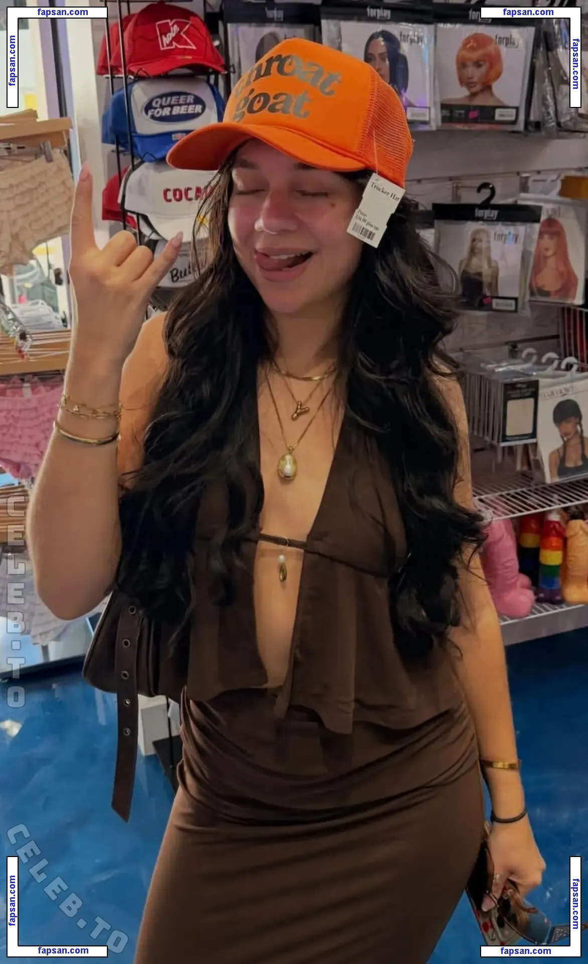 Yasmin Denize голая фото #0001 с Онлифанс