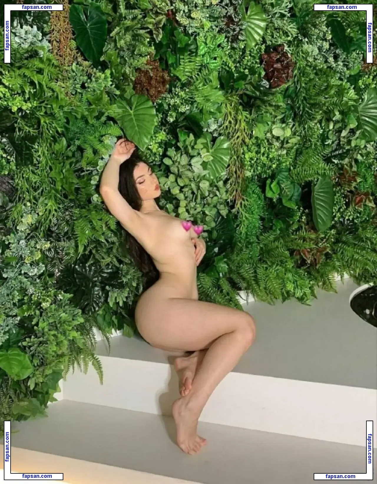 Yasmin Galvao nude photo #0008 from OnlyFans