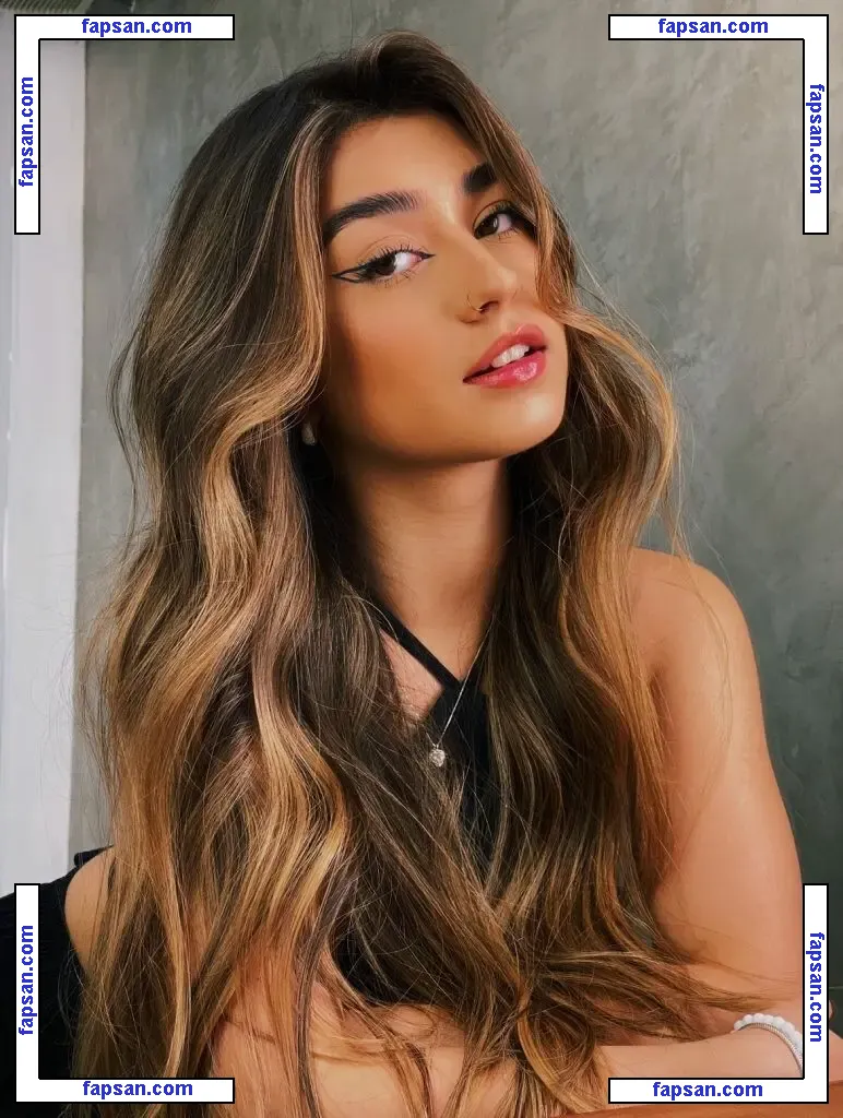 Yasmin Takada голая фото #0008 с Онлифанс