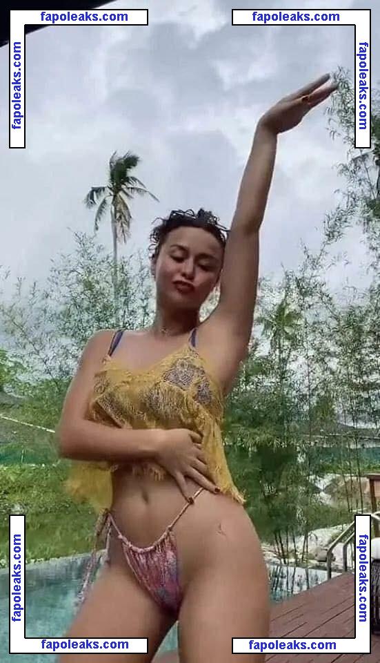 Yassi Pressman / yassipressman / yassizzle nude photo #0003 from OnlyFans