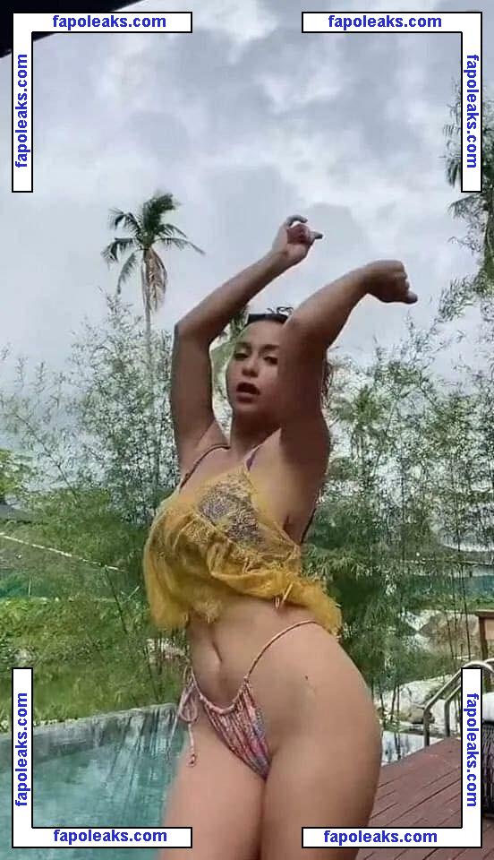 Yassi Pressman / yassipressman / yassizzle nude photo #0005 from OnlyFans