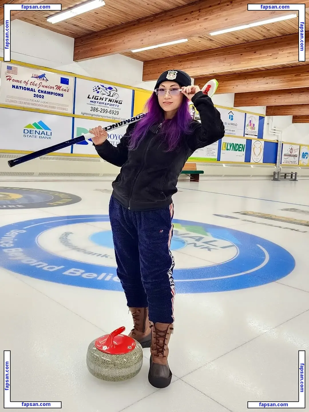 Yaya Han nude photo #0034 from OnlyFans