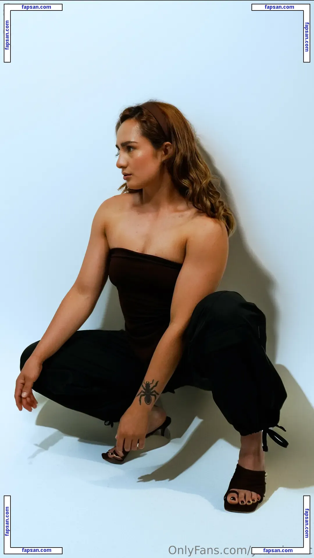 yazmin.ufc nude photo #0017 from OnlyFans