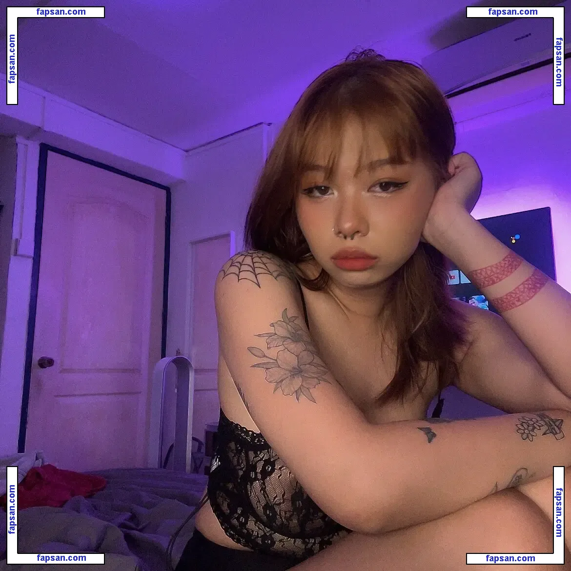 yee33haw nude photo #0039 from OnlyFans