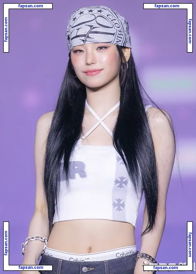 Yeji nude photo #0050 from OnlyFans