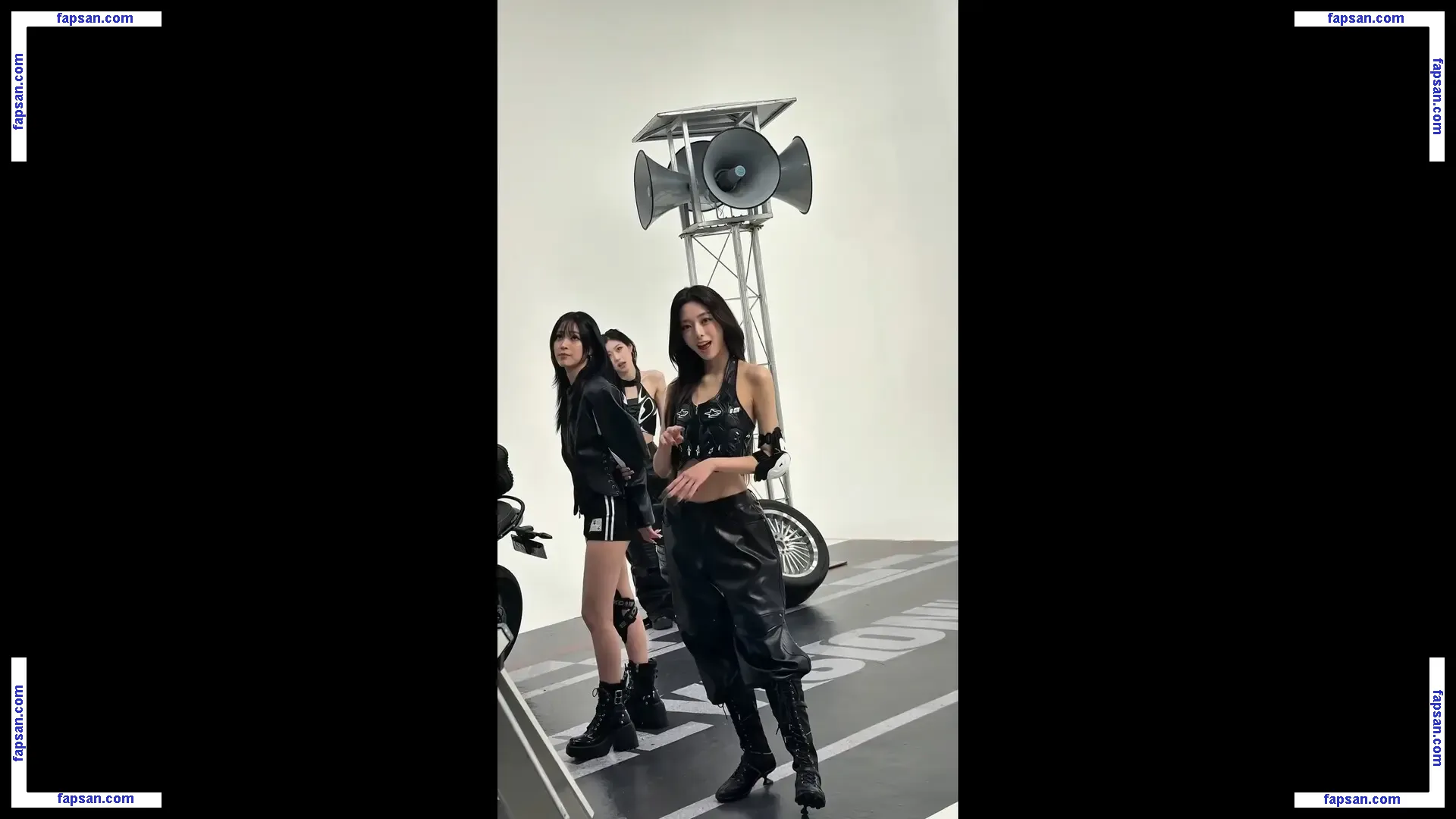 Yeji голая фото #0114 с Онлифанс