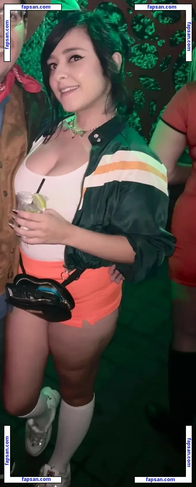 Yellowspoongirl nude photo #0072 from OnlyFans