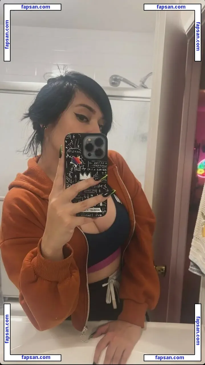 Yellowspoongirl nude photo #0076 from OnlyFans