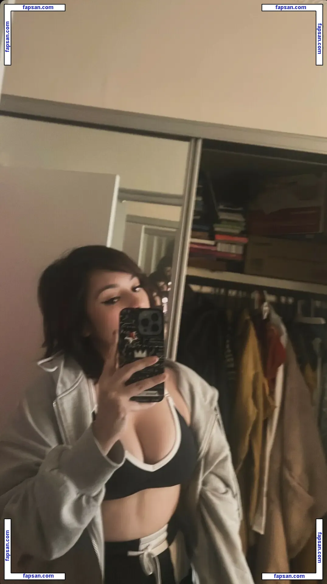 Yellowspoongirl nude photo #0078 from OnlyFans