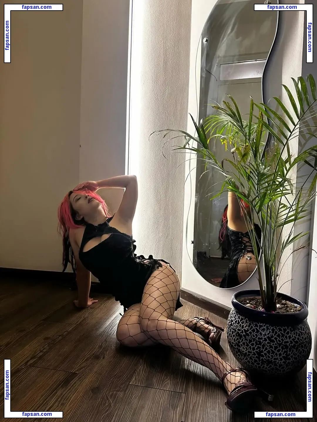 _yemetekudasai голая фото #0003 с Онлифанс