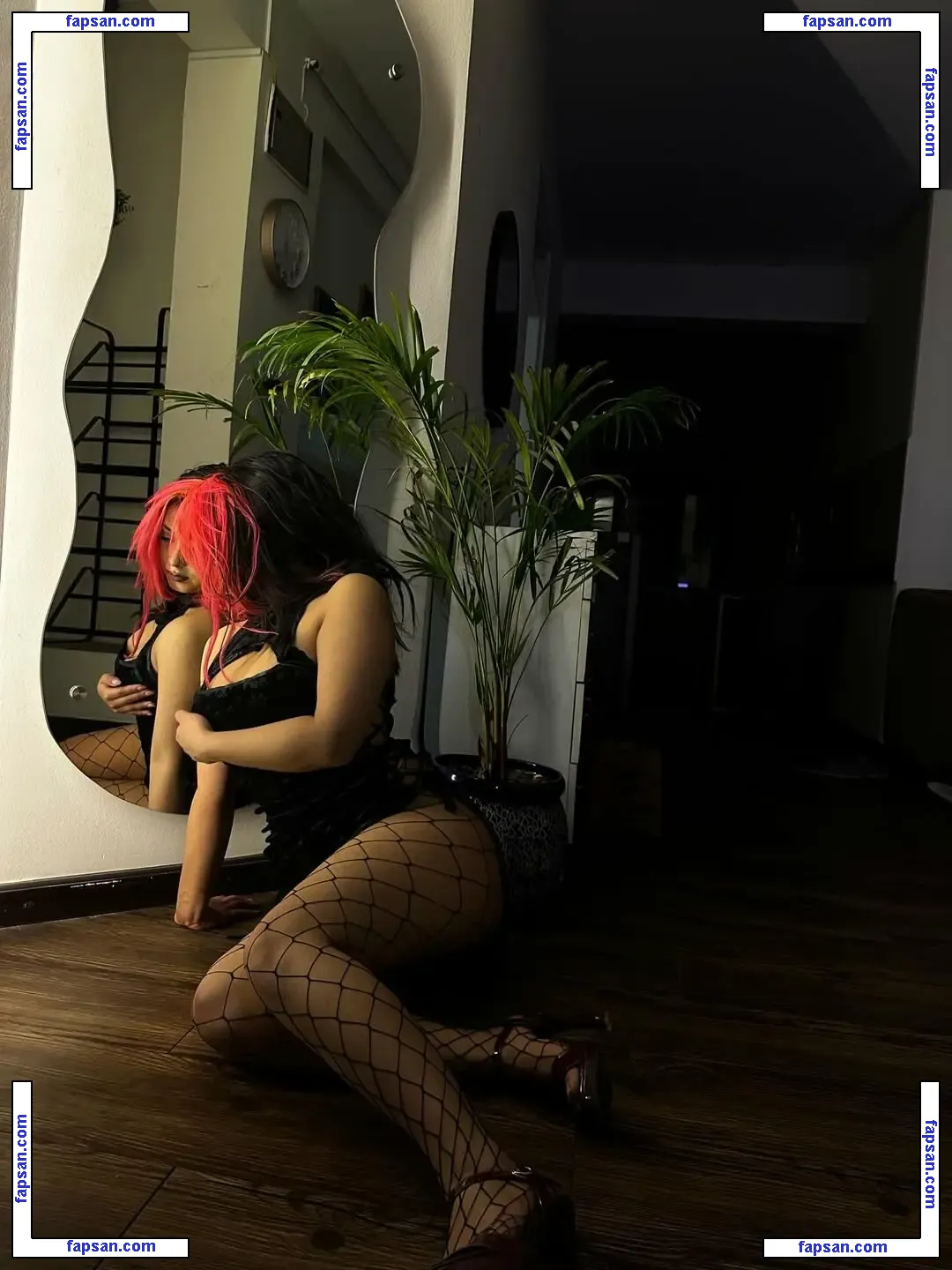 _yemetekudasai голая фото #0004 с Онлифанс