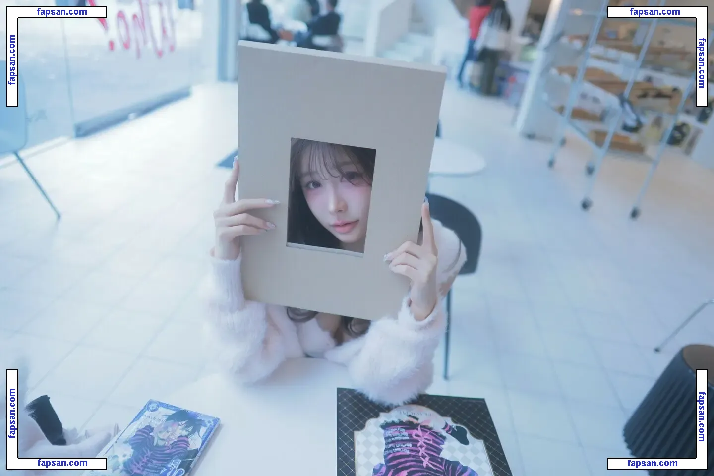 Yeon Yu/yeonyumilk nude photo #0011 from OnlyFans