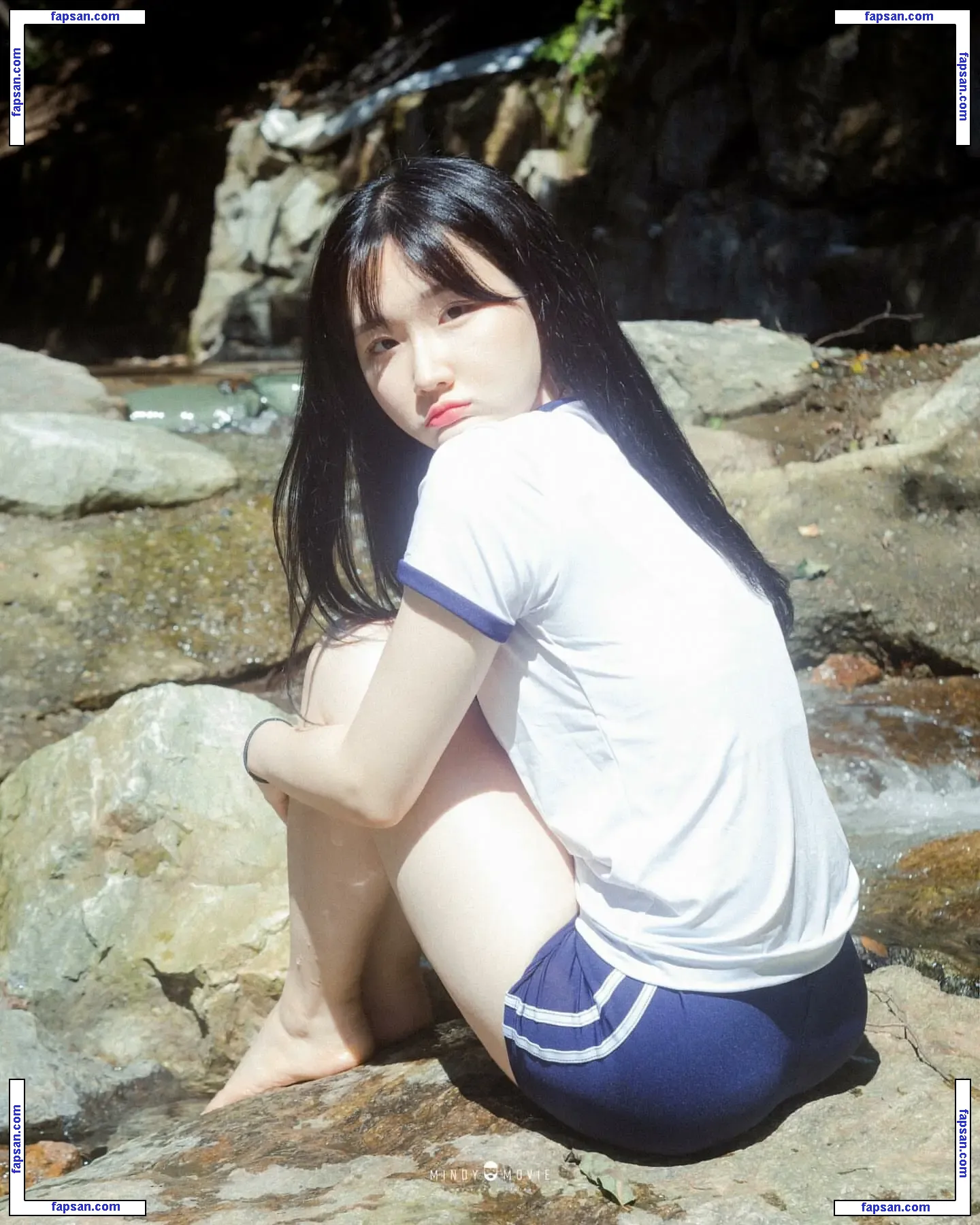 Yeonjju nude photo #0004 from OnlyFans