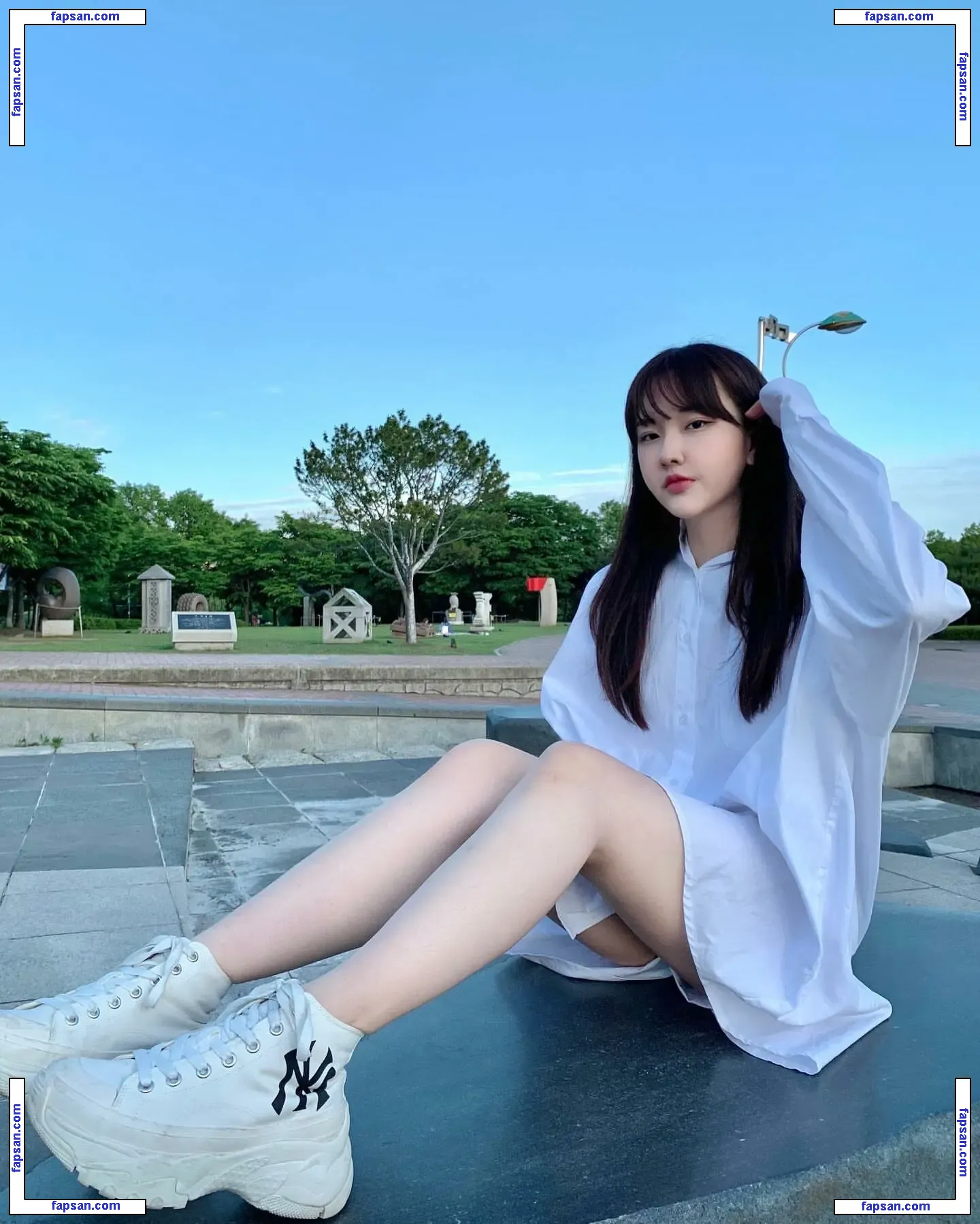 Yeonjju nude photo #0018 from OnlyFans