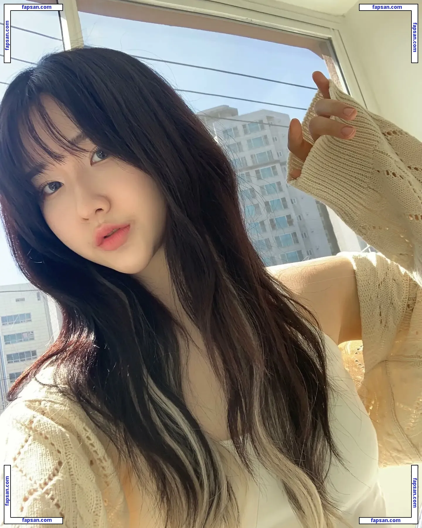 Yeonjju nude photo #0022 from OnlyFans