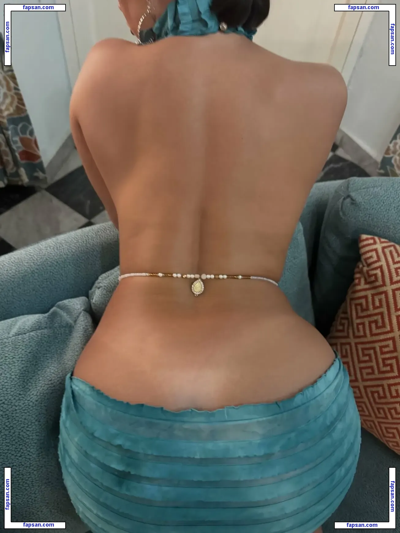 Yesjulz nude photo #0069 from OnlyFans