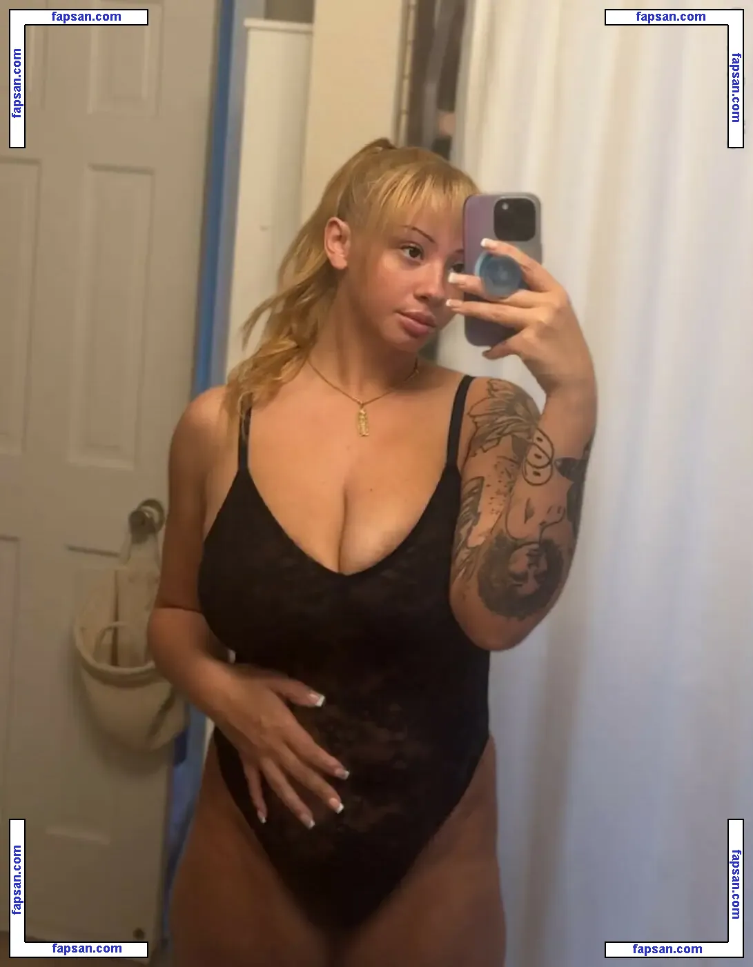 Ygwbt nude photo #0513 from OnlyFans