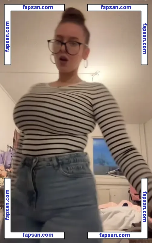 Ygwbt nude photo #0970 from OnlyFans