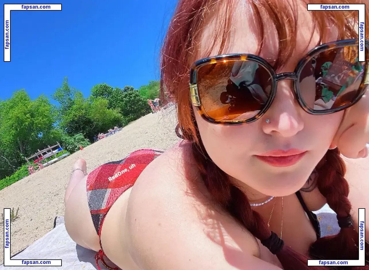 Yikesimbella nude photo #0005 from OnlyFans