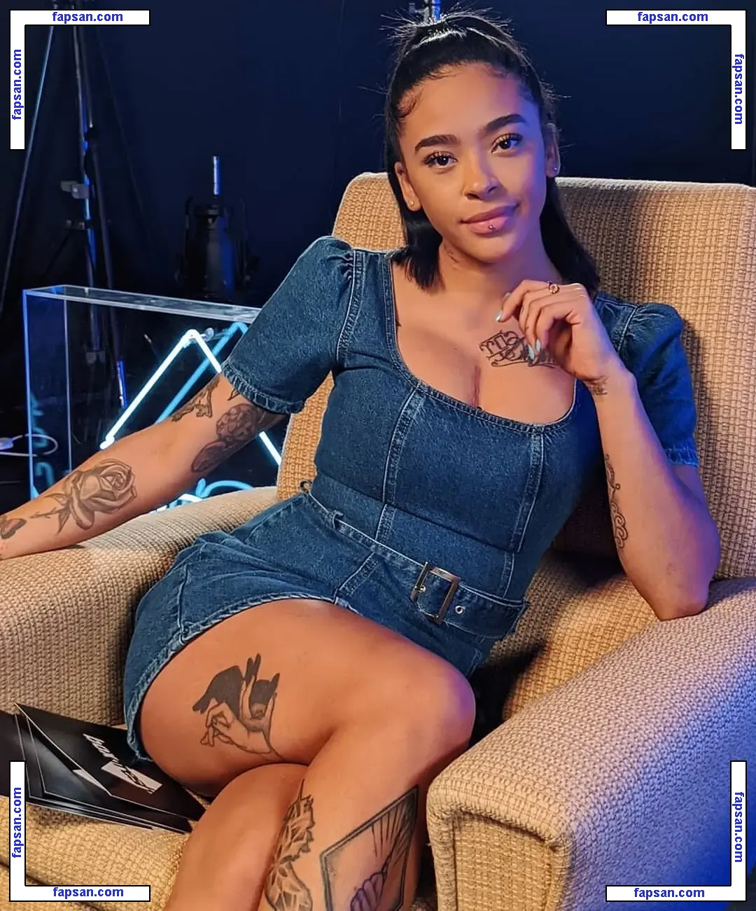 Yinka Bokinni nude photo #0089 from OnlyFans