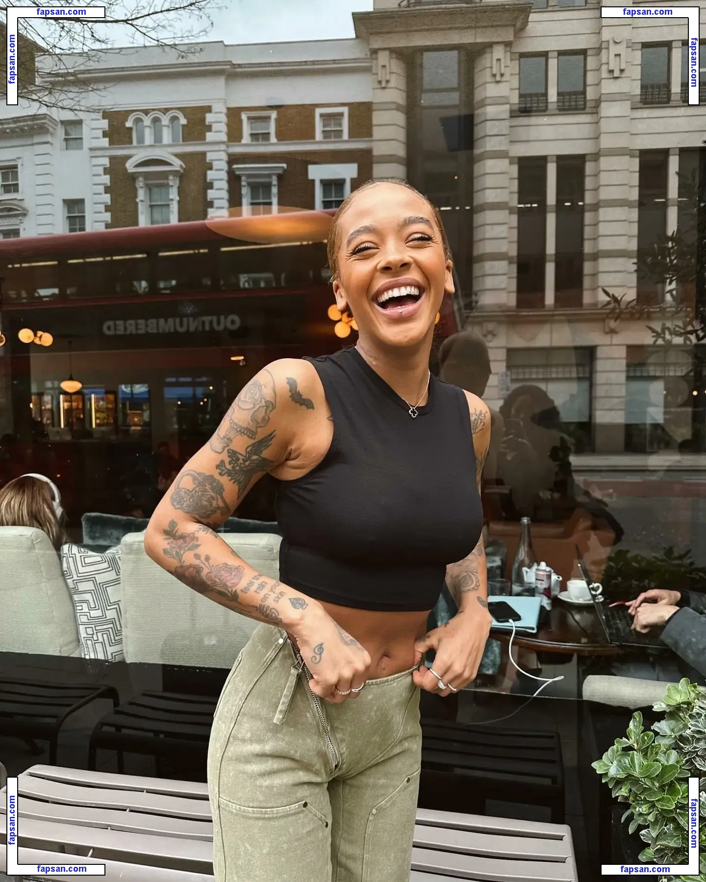 Yinka Bokinni nude photo #0100 from OnlyFans