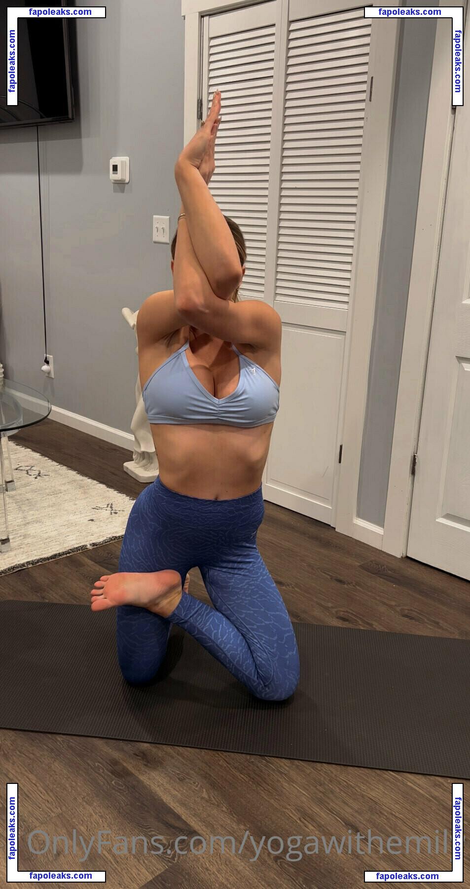 yogawithemily nude photo #0043 from OnlyFans