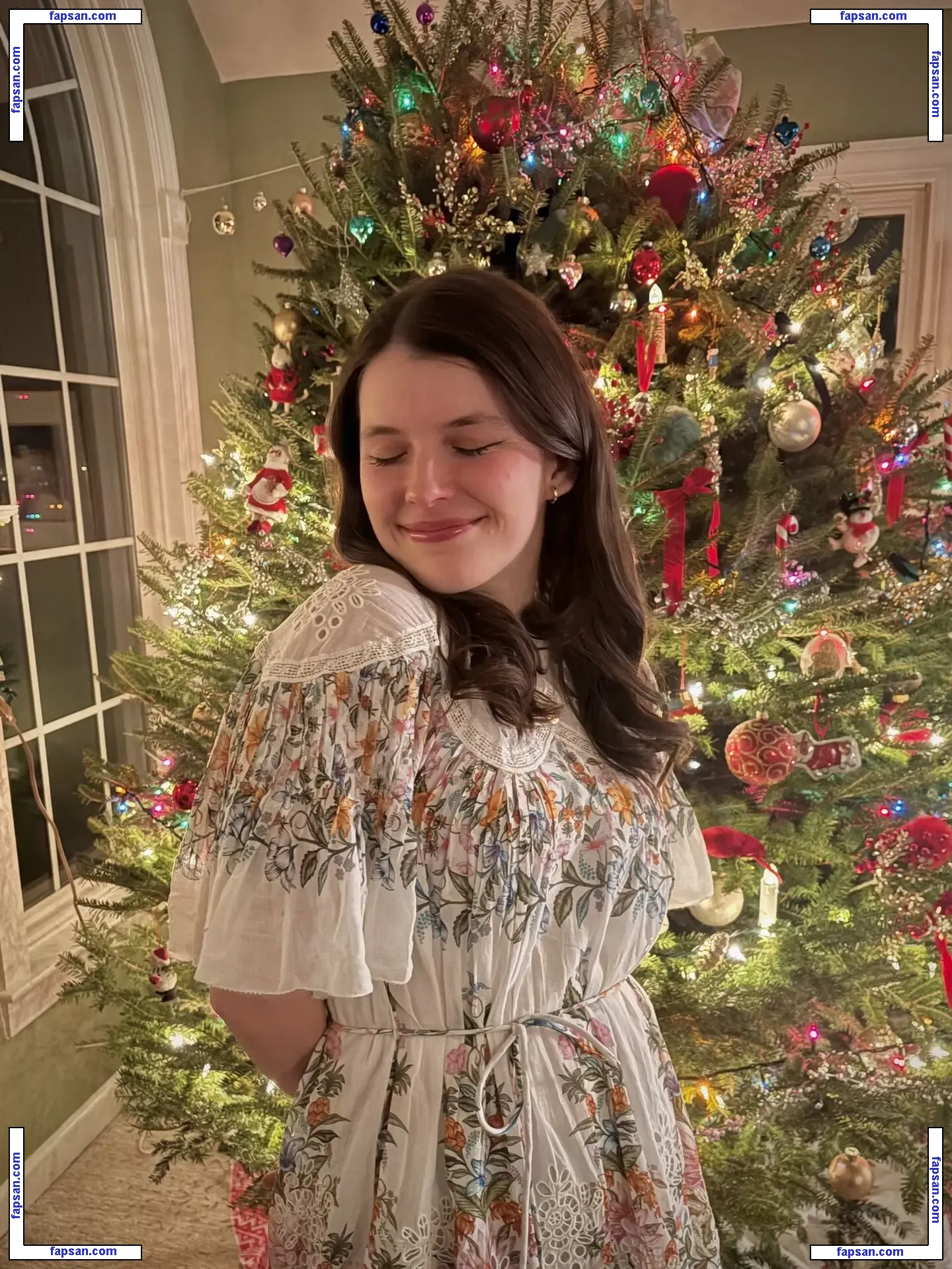 Yogscast Sarah голая фото #0001 с Онлифанс