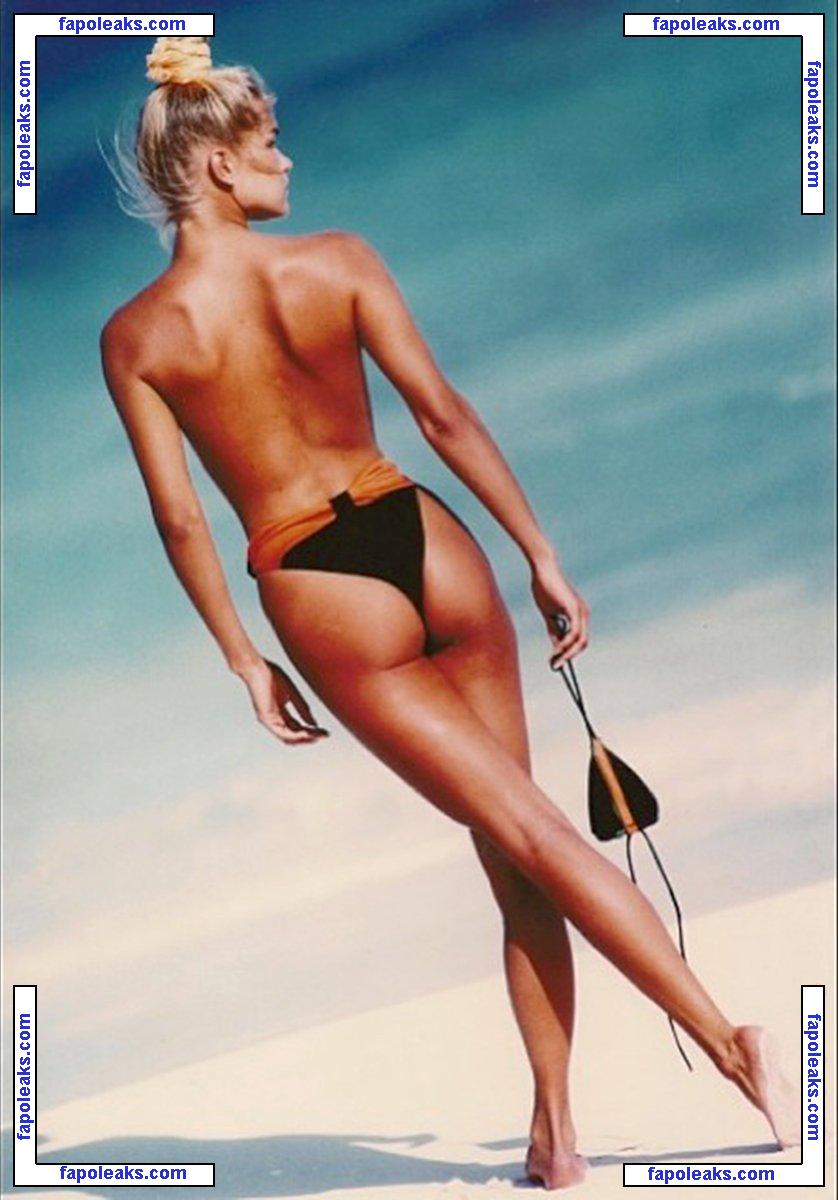 Yolanda Hadid голая фото #0033 с Онлифанс